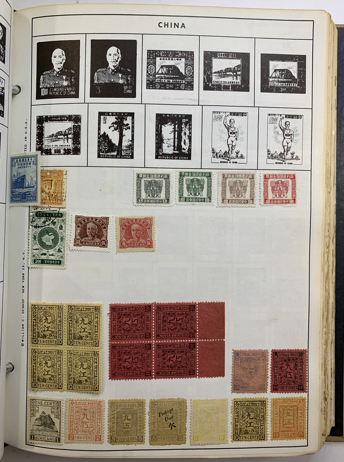 Denhof's Encyclopedic World Wide Stamp Album with 200+ stamps. # KP-101 - Image 12