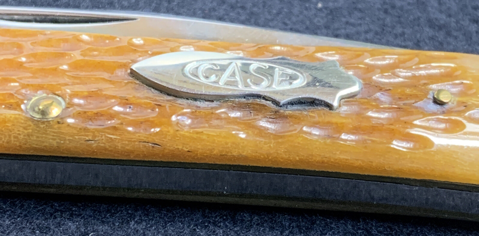 Pocketknife Case 61095 1994 75c Toothpick CC Antique Green Bone Bol Etch KP-1067 - Image 8